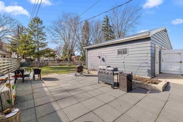 24 S GOULD STREET, Fond Du Lac, WI 54935