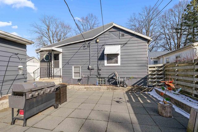 24 S GOULD STREET, Fond Du Lac, WI 54935