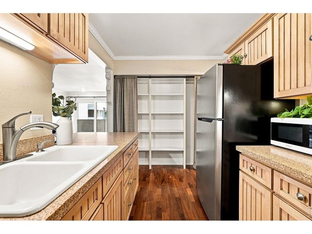 2227 Canyon Blvd A-411, Boulder, CO 80302
