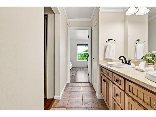 2227 Canyon Blvd A-411, Boulder, CO 80302