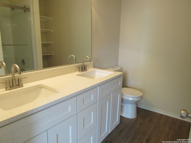 9119 Crown Silver, San Antonio, TX 78254