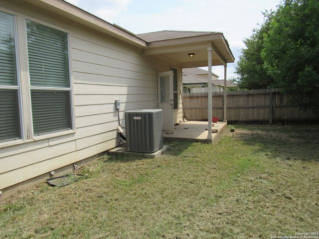 9119 Crown Silver, San Antonio, TX 78254