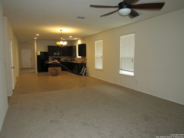 9119 Crown Silver, San Antonio, TX 78254