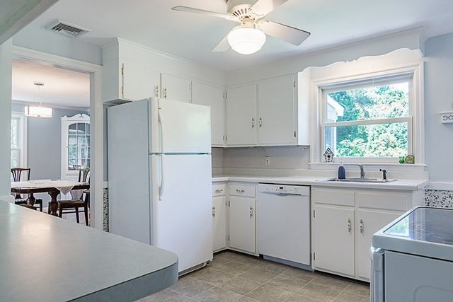 65 High Street, Winchester, MA 01890