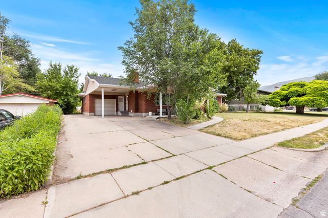 897 E ELM ST, Layton, UT 84041