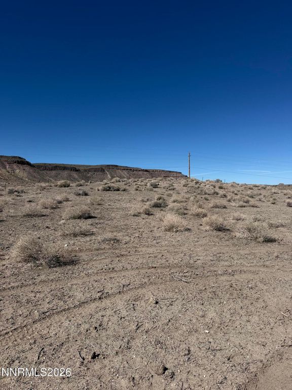 Image 5 of property listing at 405 N 7th Street, Goldfield, NV 89013