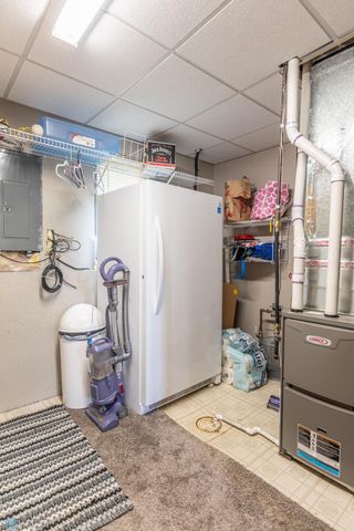 2501 39th Avenue S, Fargo, ND 58104