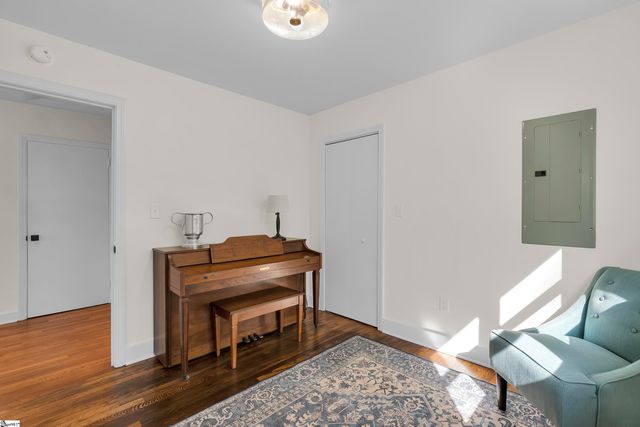 137 Hamilton Avenue, Spartanburg, SC 29302