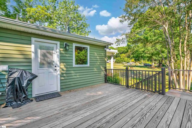 137 Hamilton Avenue, Spartanburg, SC 29302