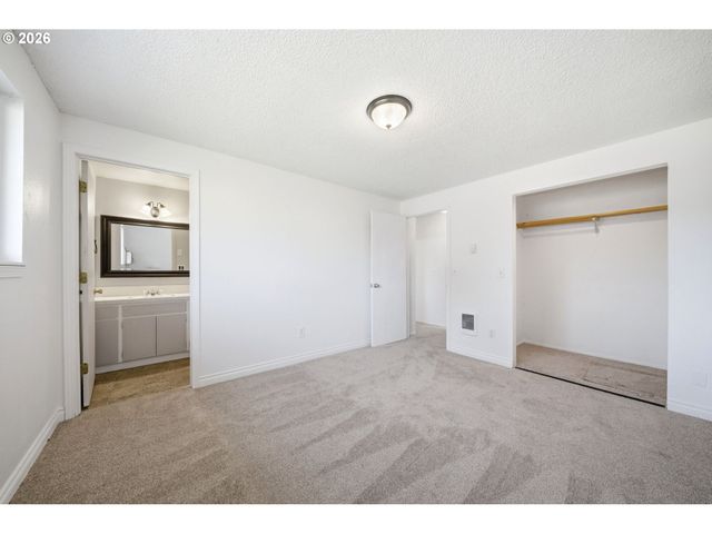 1105 Se 145th Ct, Vancouver, WA 98683