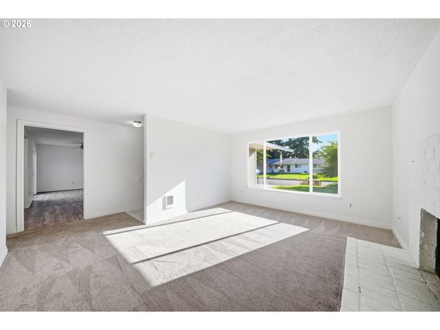 1105 Se 145th Ct, Vancouver, WA 98683