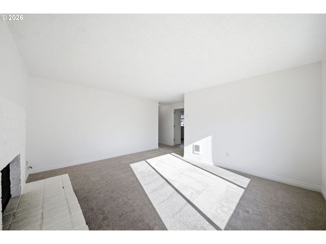 1105 Se 145th Ct, Vancouver, WA 98683