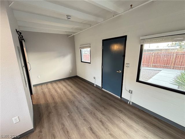 218 South 11th Street 03, Las Vegas, NV 89101