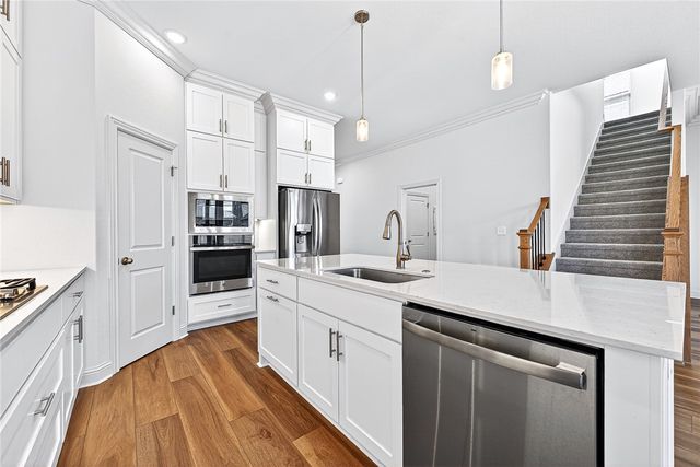 3004 S 14th Street, Rogers, AR 72758