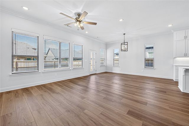 3004 S 14th Street, Rogers, AR 72758