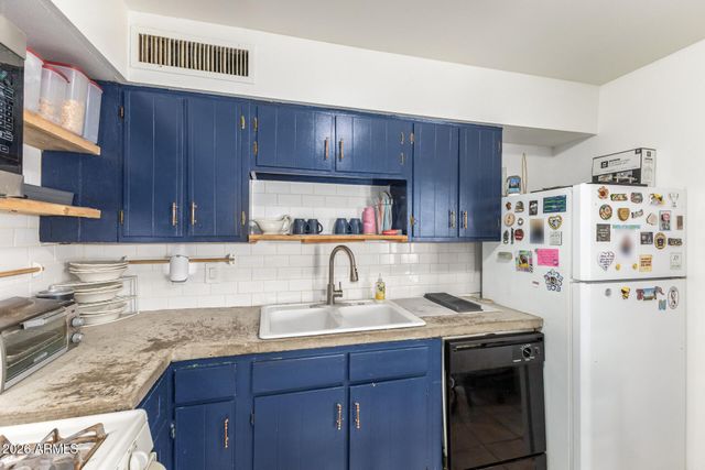 2347 W POINSETTIA Drive N, Phoenix, AZ 85029