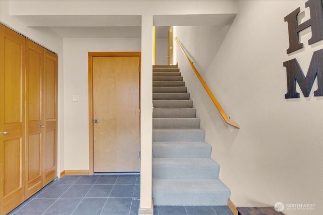 1719 SW Henderson Street, Seattle, WA 98106