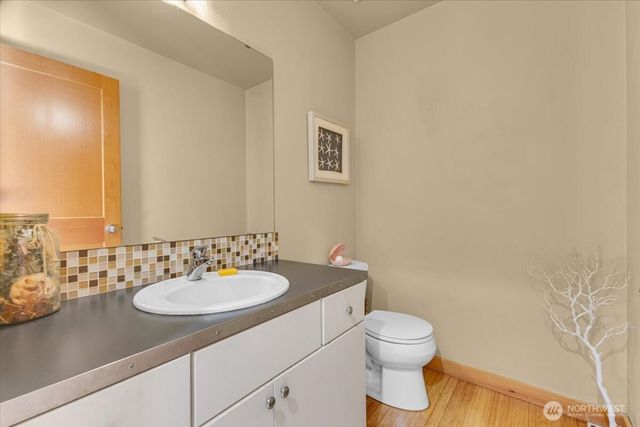 1719 SW Henderson Street, Seattle, WA 98106