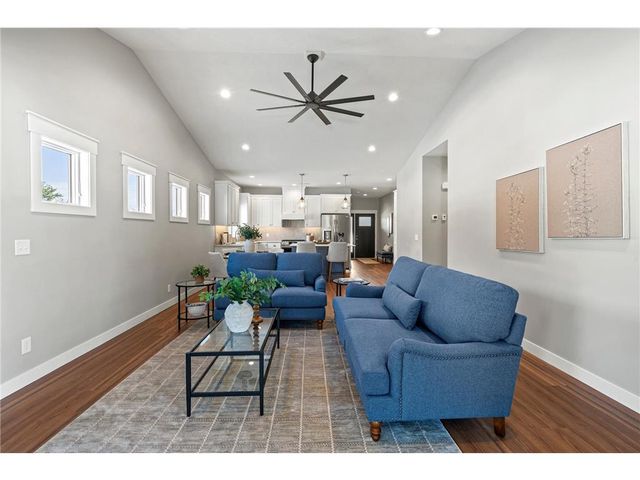 1065 Legend Lane, River Falls, WI 54022