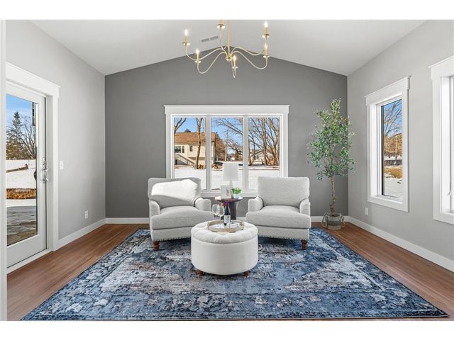 1065 Legend Lane, River Falls, WI 54022