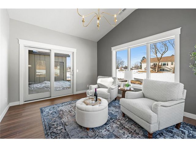 1065 Legend Lane, River Falls, WI 54022