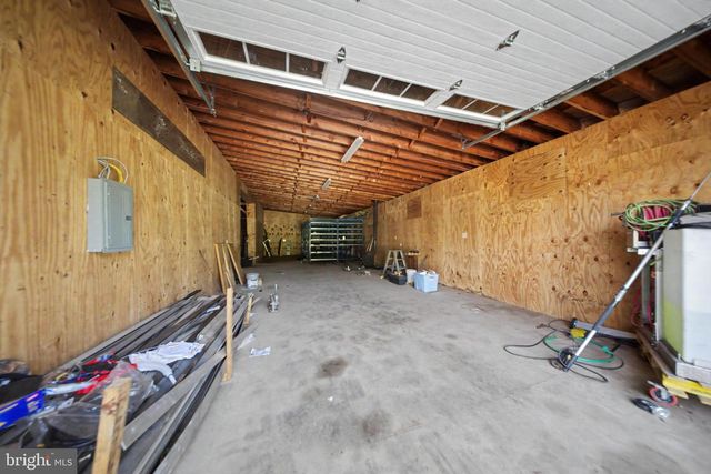 1137 NAAMANS CREEK RD, Garnet Valley, PA 19060