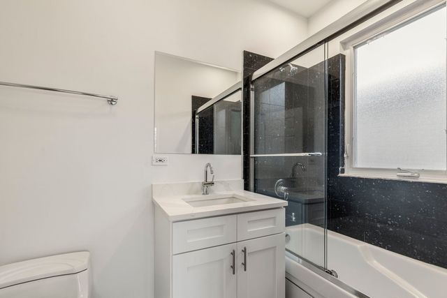 5138 Morse Avenue, Skokie, IL 60077