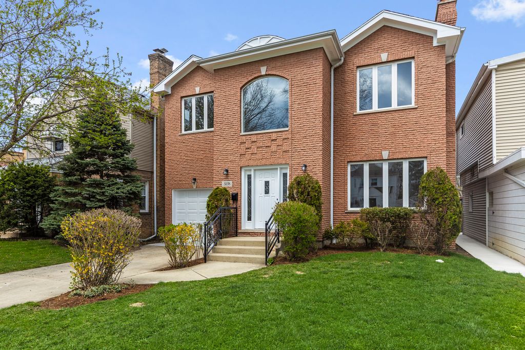 5138 Morse Avenue, Skokie, IL 60077