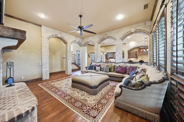 1061 Kingsbridge Lane, Mclendon Chisholm, TX 75032