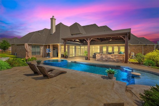 1061 Kingsbridge Lane, Mclendon Chisholm, TX 75032