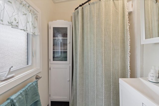 3515 N Bliss Road, Sumner Twp, MI 48801