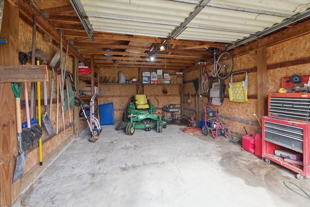 3515 N Bliss Road, Sumner Twp, MI 48801