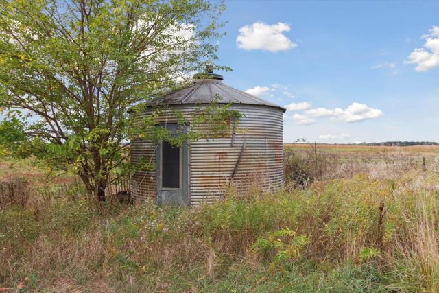 3515 N Bliss Road, Sumner Twp, MI 48801