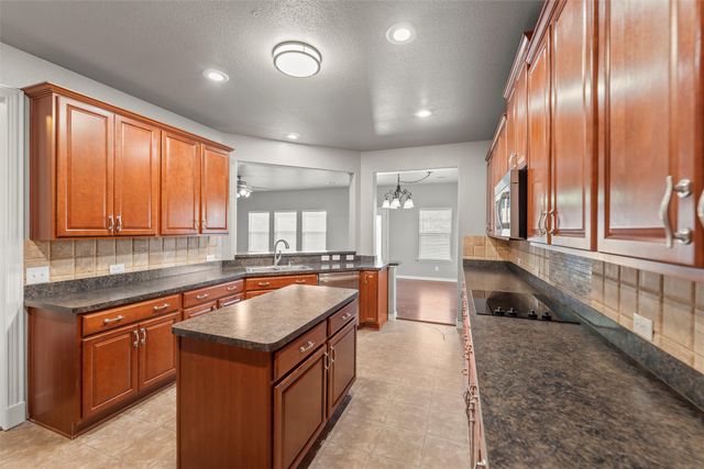 500 Braewick Drive, Fort Worth, TX 76131