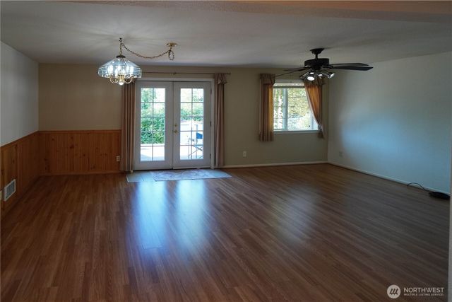 1801 E 164th Street Ct, Spanaway, WA 98387