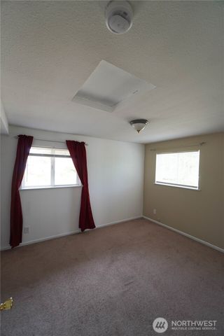 1801 E 164th Street Ct, Spanaway, WA 98387