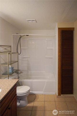 1801 E 164th Street Ct, Spanaway, WA 98387