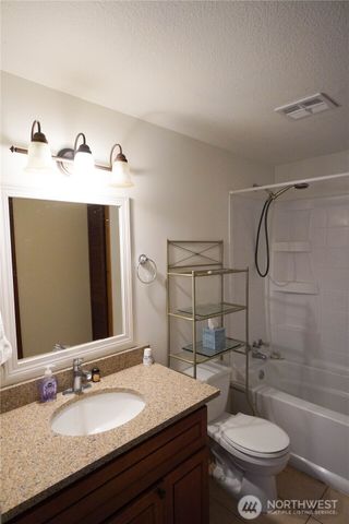 1801 E 164th Street Ct, Spanaway, WA 98387