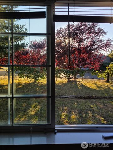 1801 E 164th Street Ct, Spanaway, WA 98387