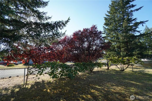 1801 E 164th Street Ct, Spanaway, WA 98387
