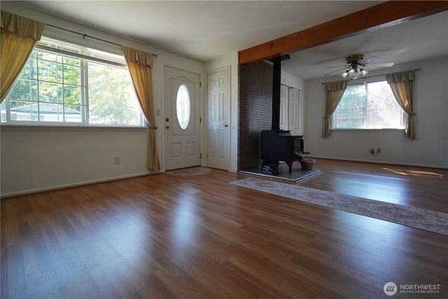 1801 E 164th Street Ct, Spanaway, WA 98387