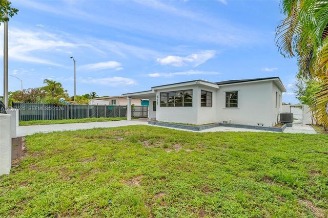 611 SE 4th Street, Hialeah, FL 33010