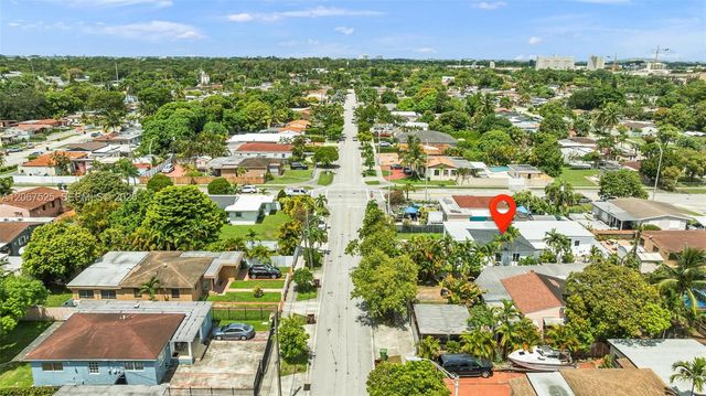 611 SE 4th Street, Hialeah, FL 33010