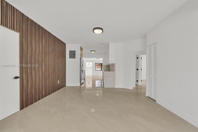 611 SE 4th Street, Hialeah, FL 33010