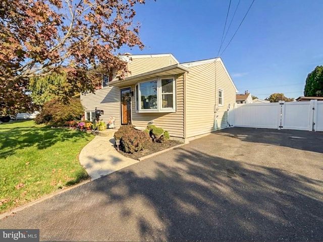 3115 ESSINGTON WAY, Bensalem, PA 19020