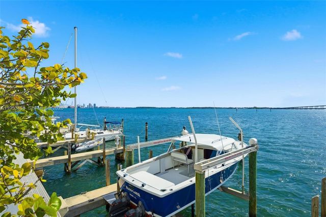 200 SE 15th Rd 11H, Miami, FL 33129