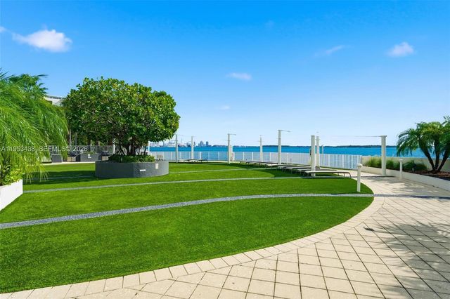 200 SE 15th Rd 11H, Miami, FL 33129