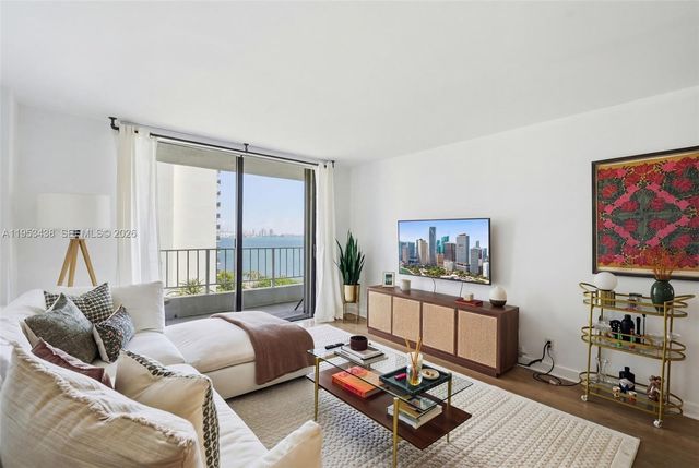 200 SE 15th Rd 11H, Miami, FL 33129