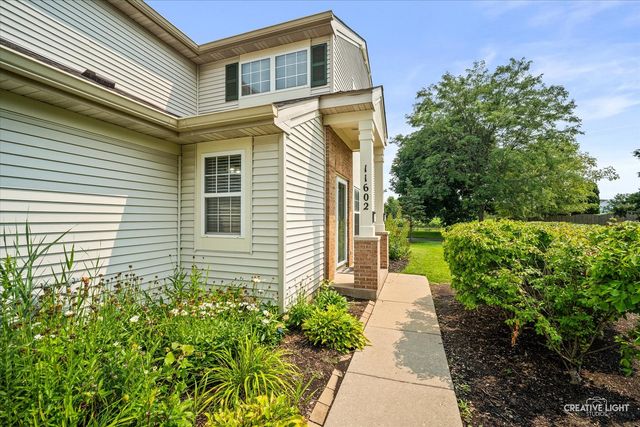 11602 Grand Canyon Avenue, Huntley, IL 60142