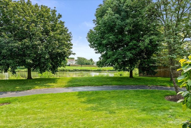 11602 Grand Canyon Avenue, Huntley, IL 60142